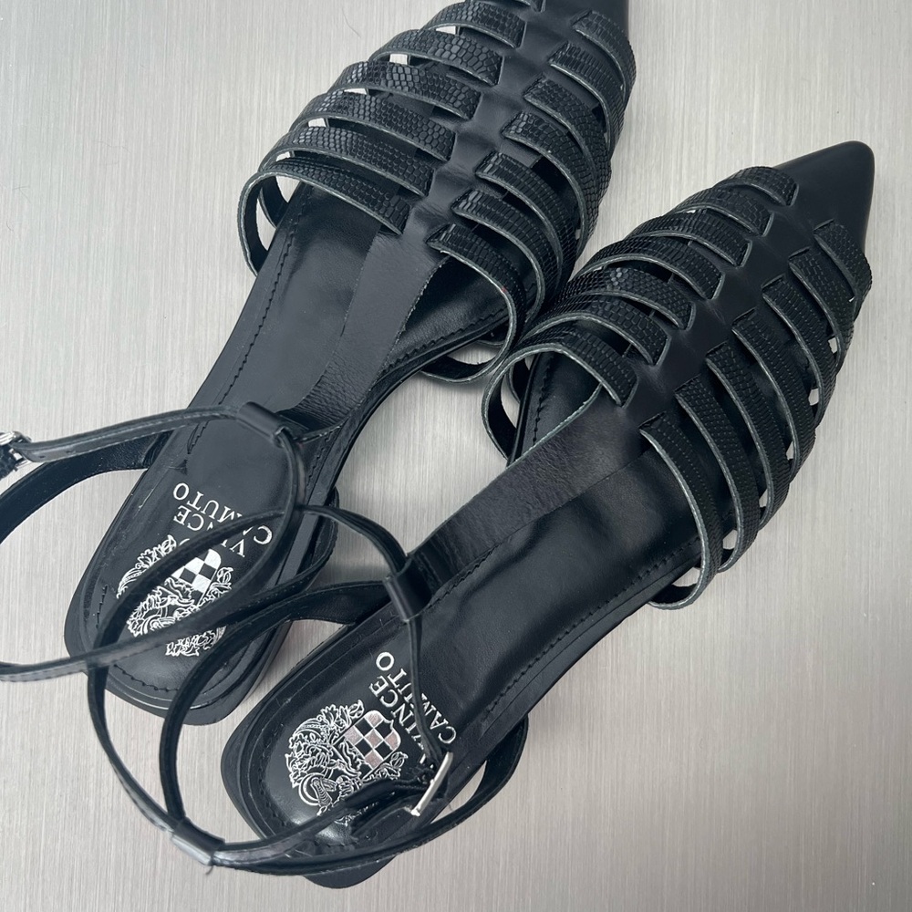 Vince Camuto Pointy Flats